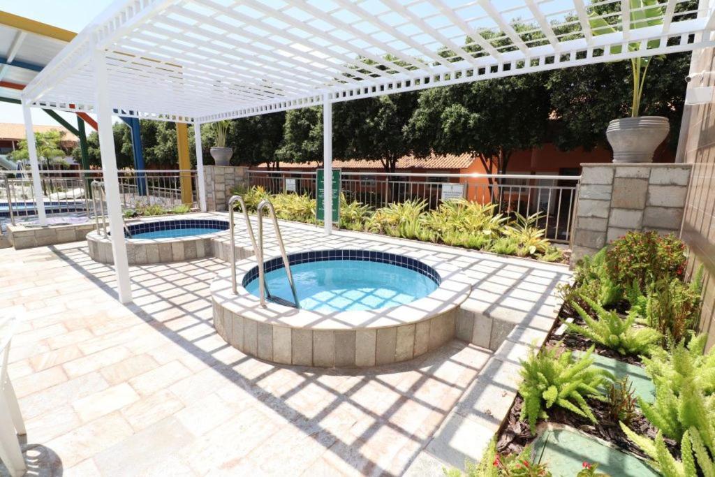 Apartmán Cd Diroma Fiori Caldas Novas Exteriér fotografie